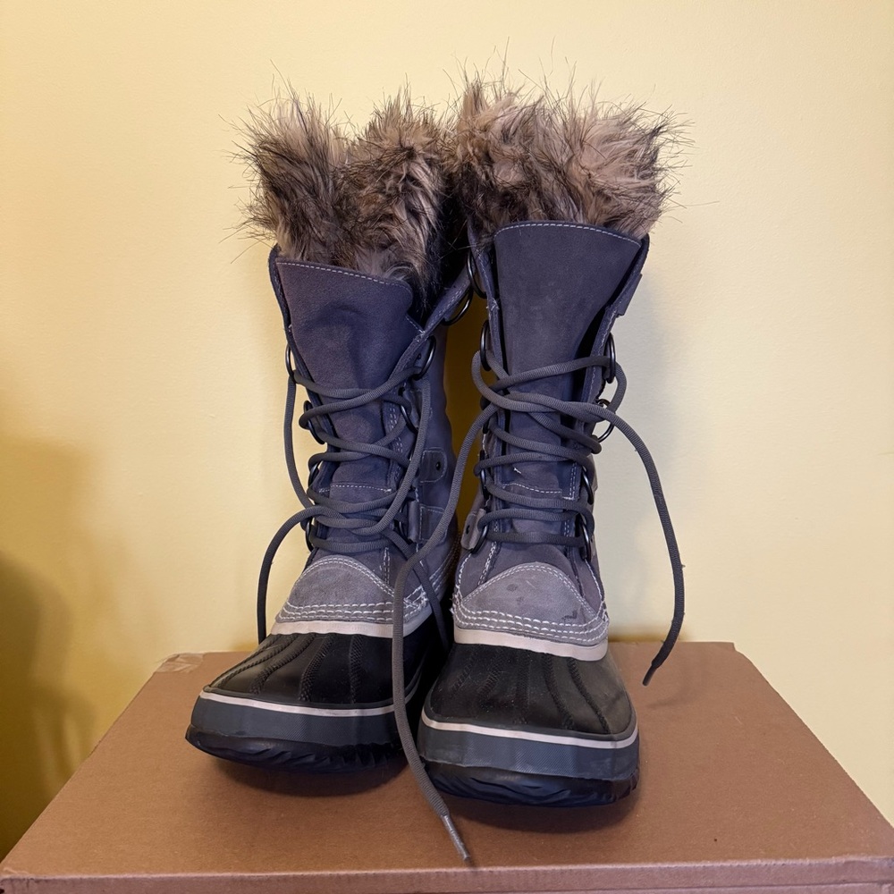 Sorel Joan of Arctic size 10